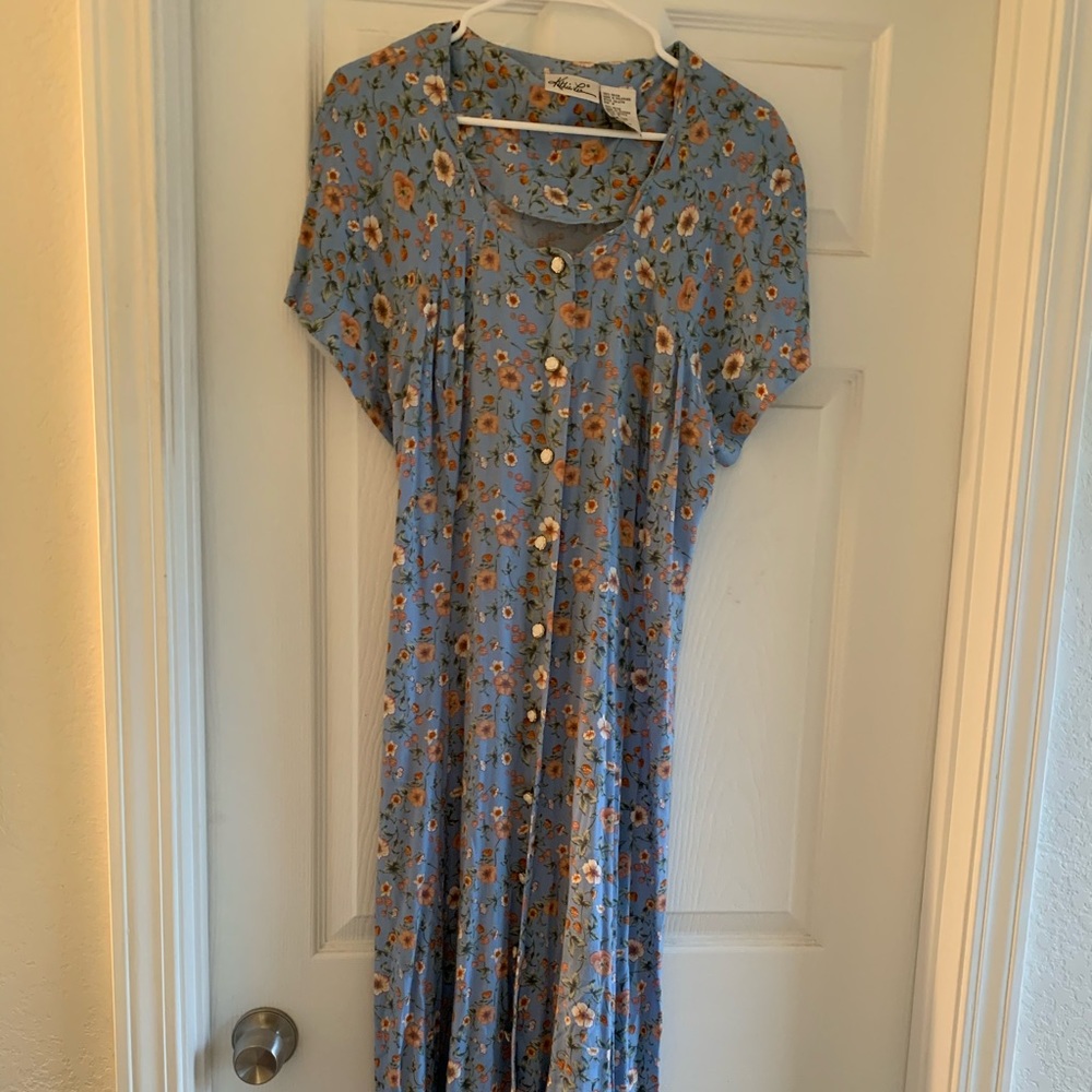 90’s VSCO floral strawberry dress